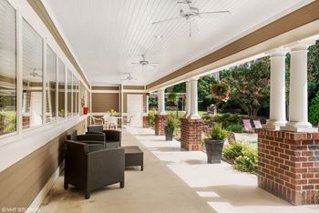 Outdoor lounge